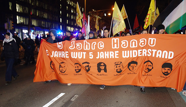 Gedenkveranstaltung und Demo in Stuttgart