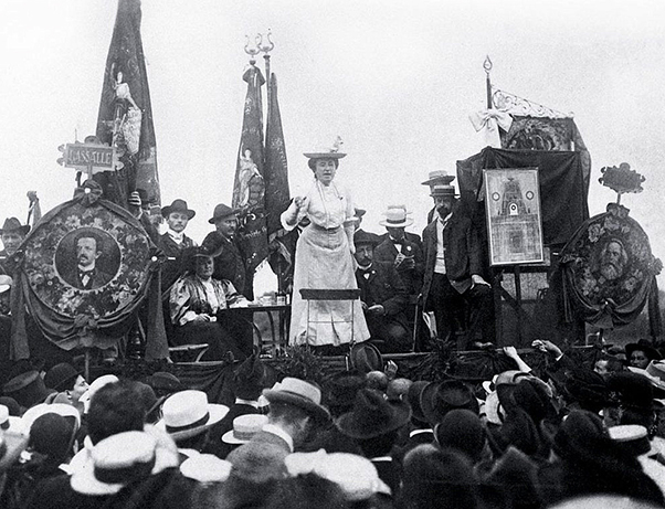 Rosa Luxemburg 1907